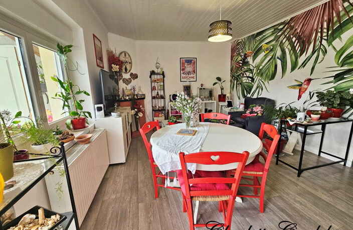Maison de ville de 80 m², 3 pièces avec jardin et terrasse — photo 4