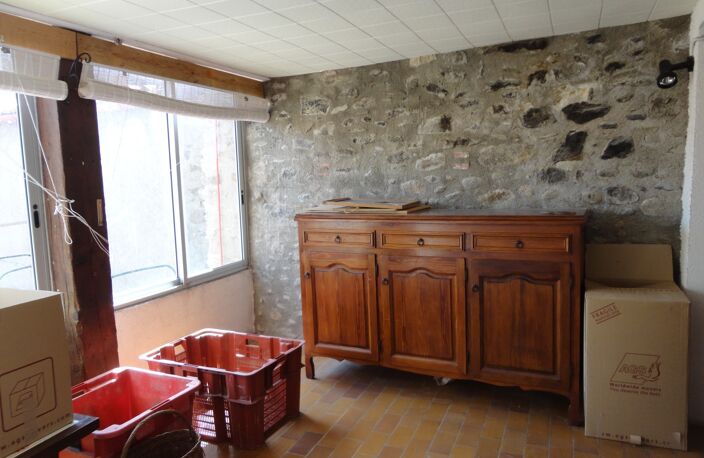 Dpt Pyrénées Orientales (66), à vendre proche ESTAGEL maison 2 appartements avec terrasses à rafraichir — photo 4