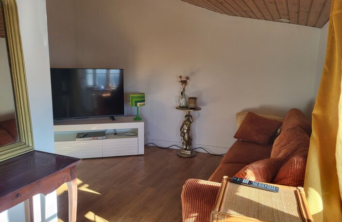 Maison à vendre 4 pièces SAINT JOUIN DE MARNES (79) Terrain 318 m² — photo 5