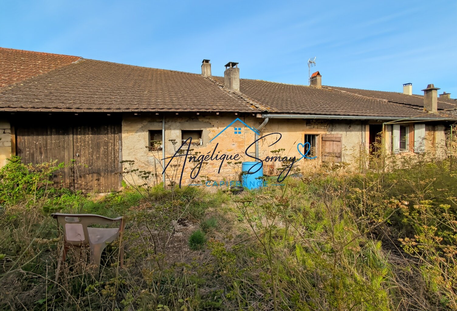 L’ABERGEMENT-DE-CUISERY — UNE MAISON À RÉINVENTER, DEUX TERRAINS POUR VOIR PLUS GRAND — photo 1
