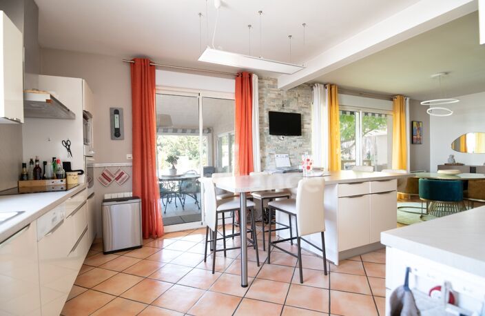 Maison à vendre 9 pièces PEZILLA LA RIVIERE (66) — photo 2