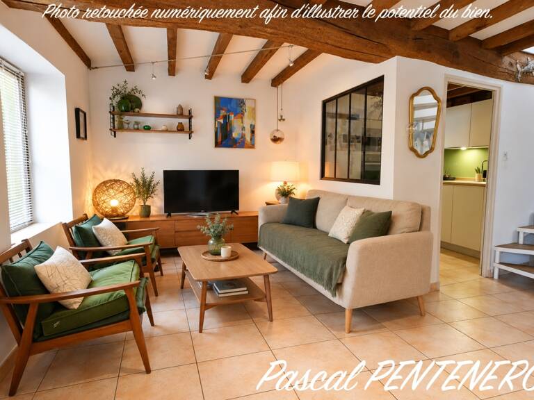 T3 de charme de 63 m² au cœur de Villars-les-Dombes – poutres apparentes – gare à 3 min à pied — photo 1