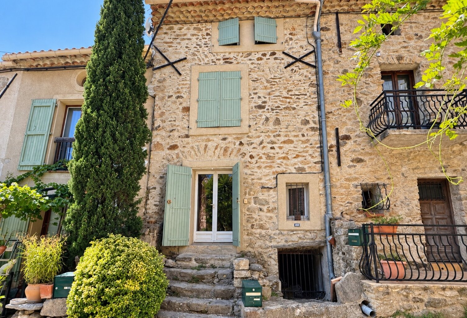 Maison en pierre à vendre 3 pièces PALAIRAC (11) terrain+terrasse — photo 1