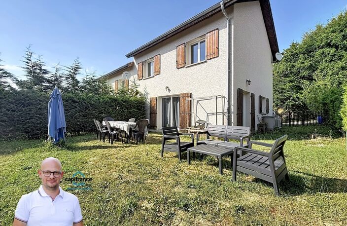 Maison 3 chambres – Jumelée par le garage – Terrain d'environ 450 m² – Saint-Genix-les-Villages — photo 2