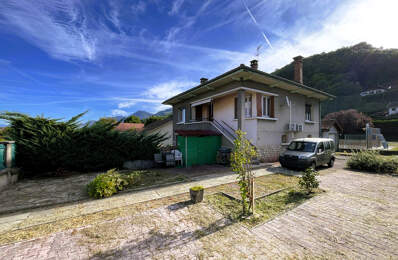 Villa sur sous-sol + garages sur terrain clos — photo du bien