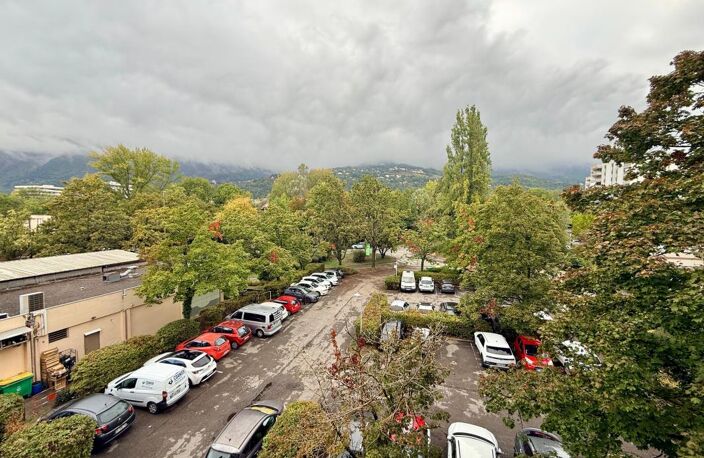 ⭐ MEYLAN – STUDIO MEUBLÉ 18,37 m² – BELLE VUE – PARKING – TENNIS — photo 2
