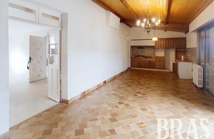 Maison T6 de 144m² sur terrain de 308m²  avec garage et annexe — photo 5