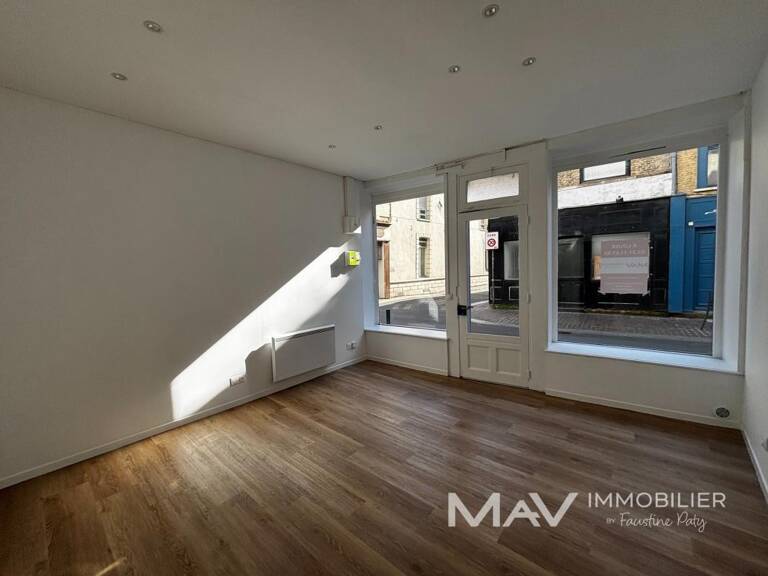 SAINT-OMER - LOCAL COMMERCIAL DE 33M² RUE DE DUNKERQUE — photo 1