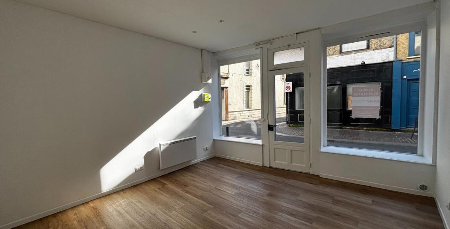 SAINT-OMER - LOCAL COMMERCIAL DE 33M² RUE DE DUNKERQUE — photo 1