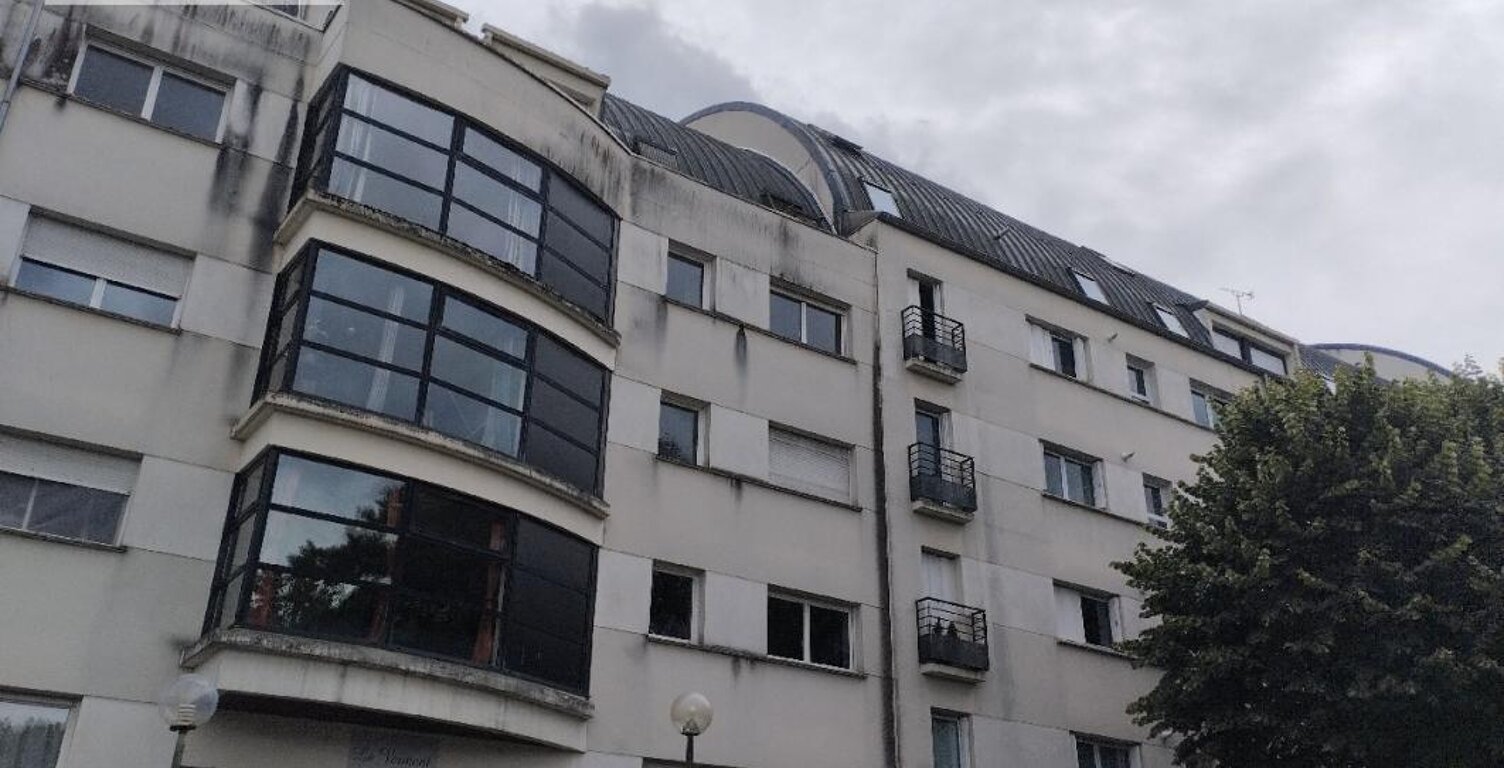 BEAUVAIS — photo 1