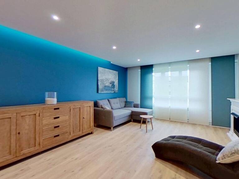 26 Rue des Glycines Bron 69500  - T4 Meublé - 1390 €CC — photo 1