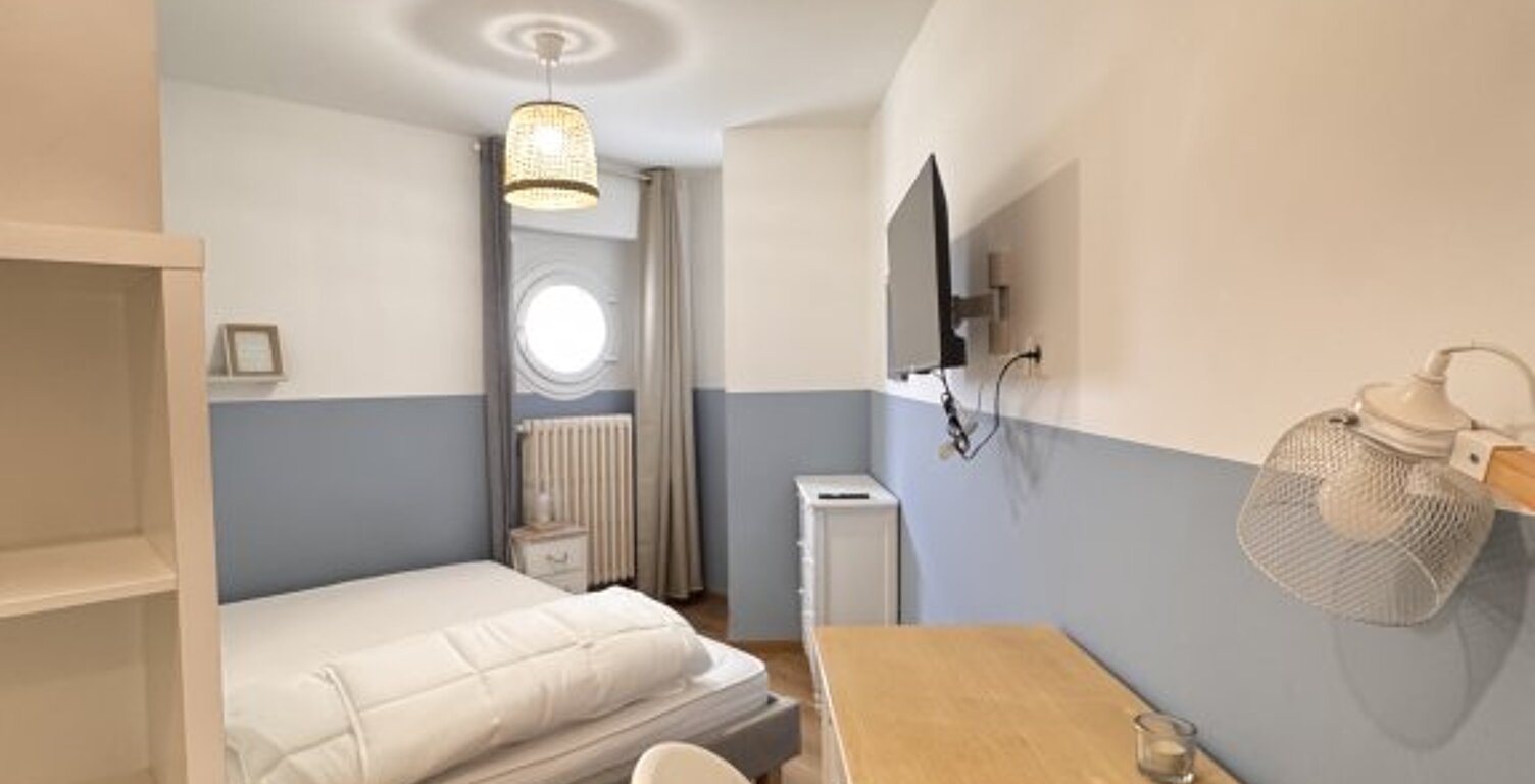 COLOCATION / MONTCHAT - RUE TRARIEUX 69003 LYON — photo 1