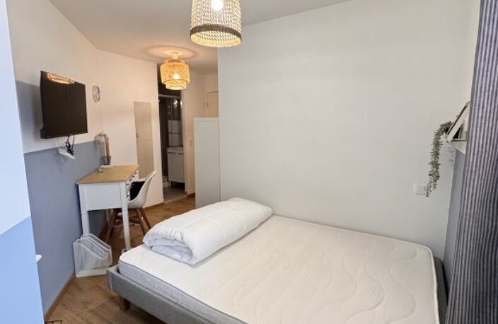 COLOCATION / MONTCHAT - RUE TRARIEUX 69003 LYON — photo 2