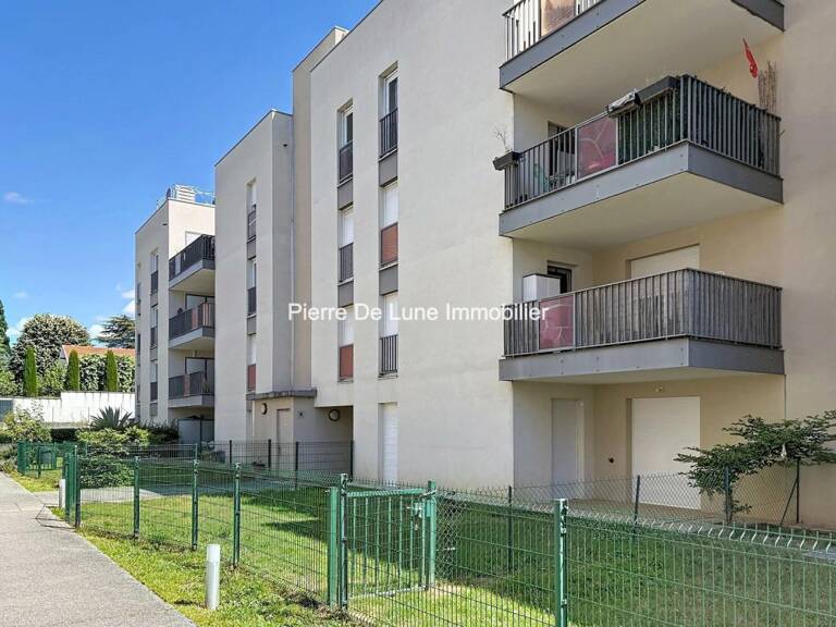 T2 — photo 1