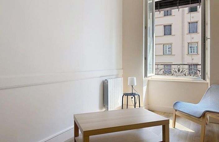 T2 — photo 4