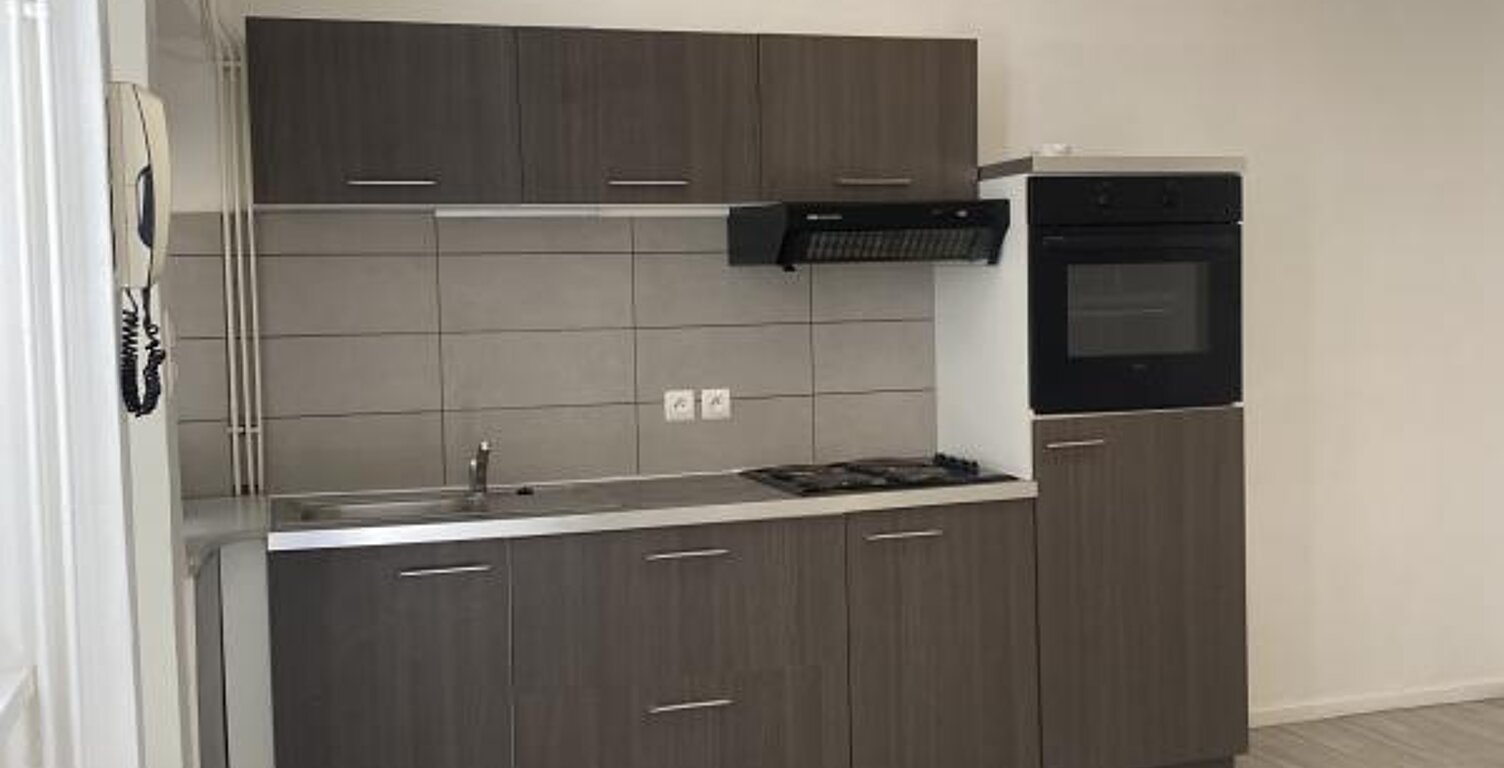   Appartement T1 de 27,22 m² – Cuisine équipée – 375 € charges comprises — photo 1
