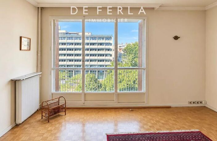 Paris XIVème - Moulin Vert : Appartement traversant de 3 pièces avec balcon à rénover — photo 2