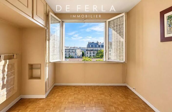 Paris XIVème - Moulin Vert : Appartement traversant de 3 pièces avec balcon à rénover — photo 4