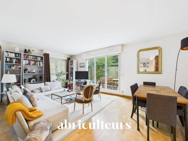 La Celle-Saint-Cloud – Duplex familial de 125 m² avec jardin-terrasse, balcon, 2 parkings et 2 caves — photo 1