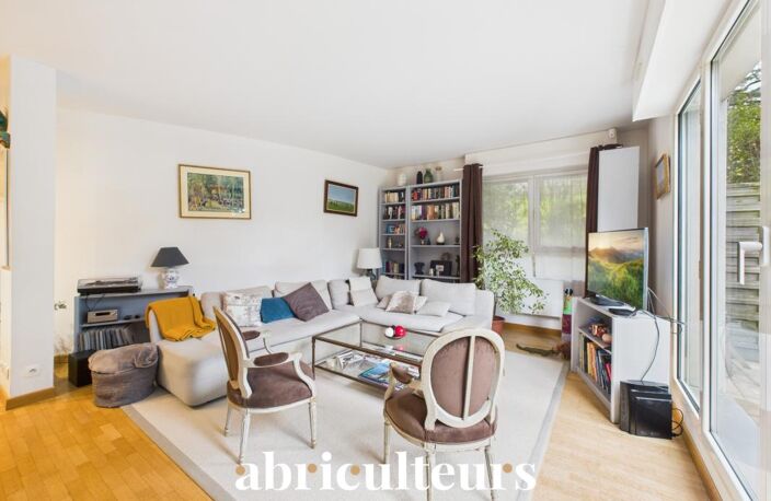 La Celle-Saint-Cloud – Duplex familial de 125 m² avec jardin-terrasse, balcon, 2 parkings et 2 caves — photo 3