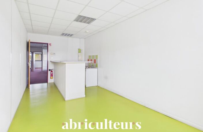 Bureaux lumineux et climatisés | ZAC du Parc d'Archevilliers - Chartres (28000) — photo 5
