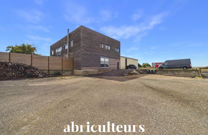 Propriété mixte d'exception : 820 m² bâtis (pro + habitation) sur parc de + 6 000 m² - Tremblay-les-Villages (28) — photo 5