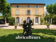 Demeure historique de 395 m² dans l'ancien relais de chasse d'Albertas en vente à Bouc-Bel-Air(13320) — photo 2