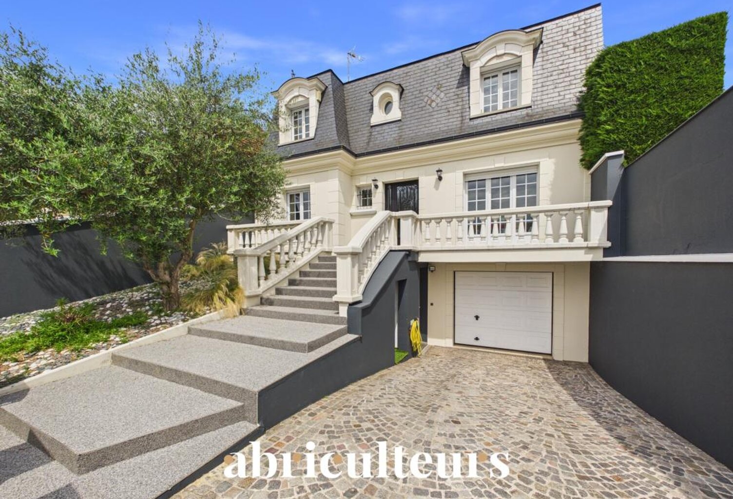 Maison familiale individuelle avec jardin - 6 pièces - 185 m² - Ormesson-sur-Marne — photo 1