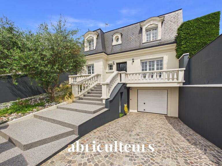 Maison familiale individuelle avec jardin - 6 pièces - 185 m² - Ormesson-sur-Marne — photo 1