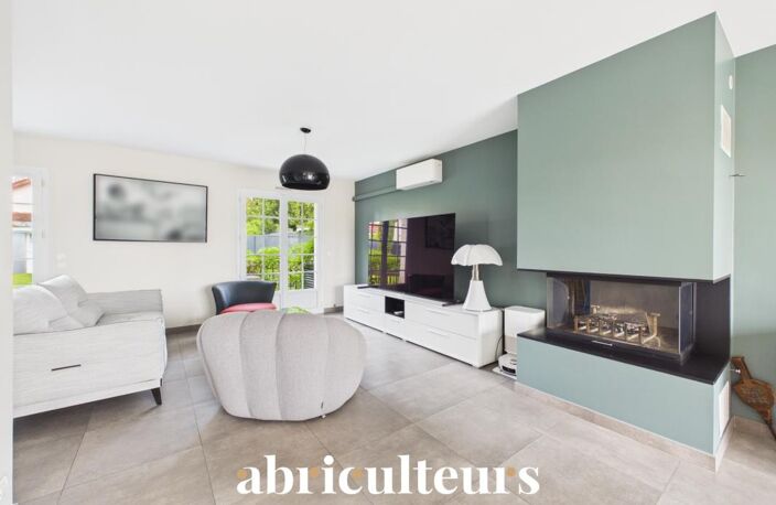 Maison familiale individuelle avec jardin - 6 pièces - 185 m² - Ormesson-sur-Marne — photo 4