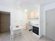 Appartement T2 - À Louer - Avignon Extra-Muros — photo 4