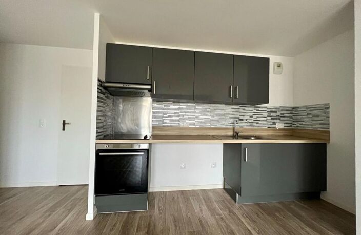 FRANCONVILLE : appartement F3 (65 m²) à louer — photo 2