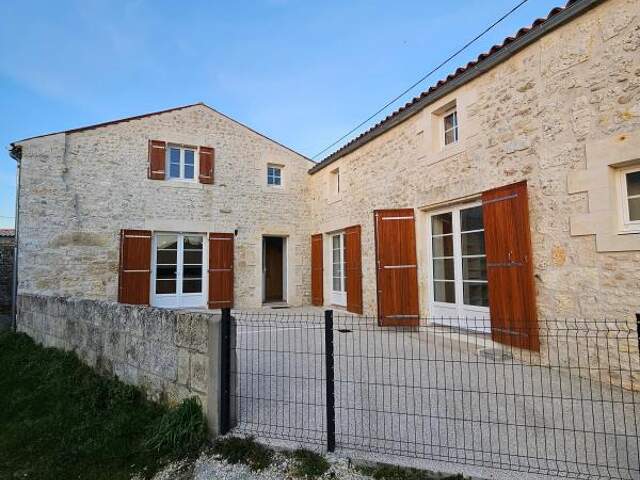 Maison À Louer — photo du bien