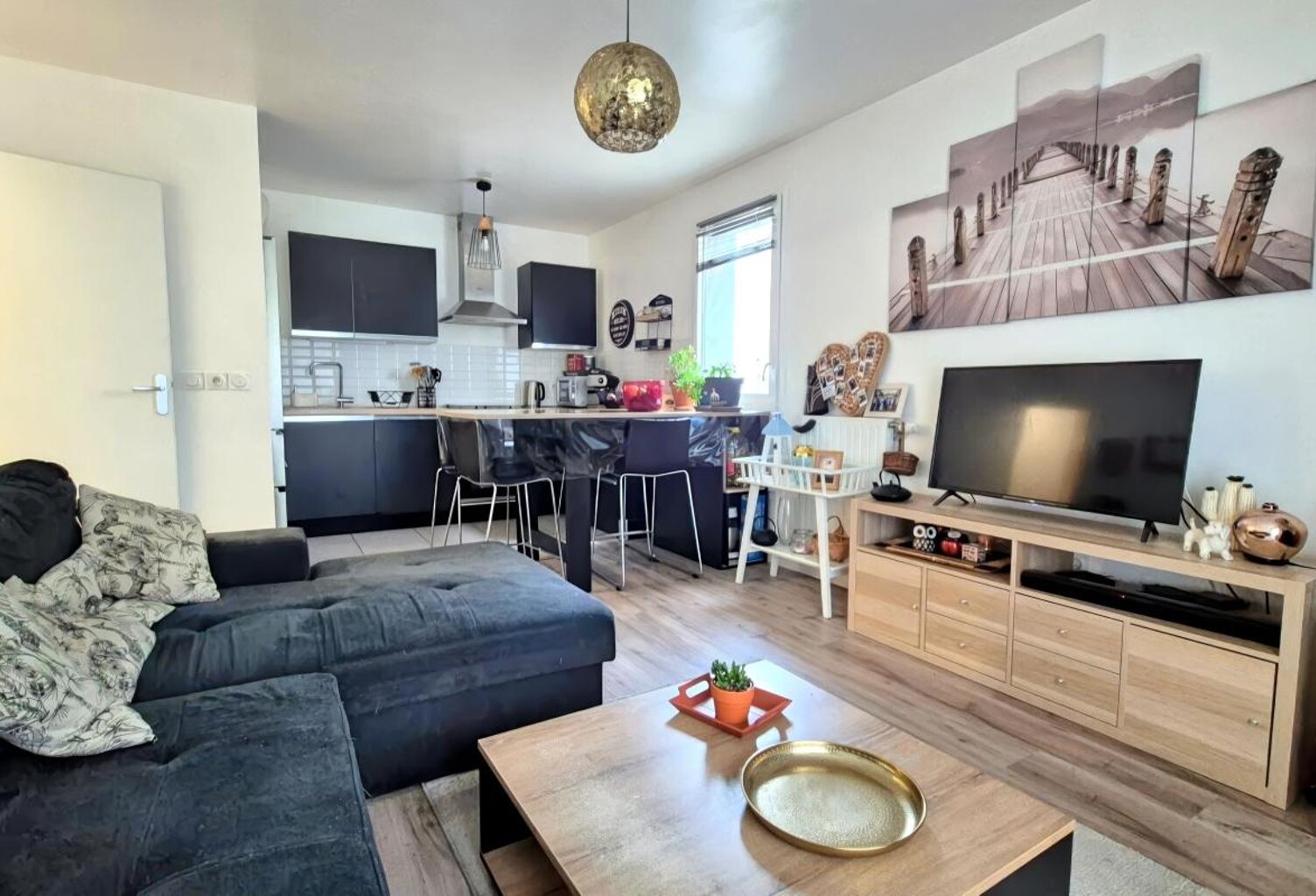 Appartement À Vendre — photo 1