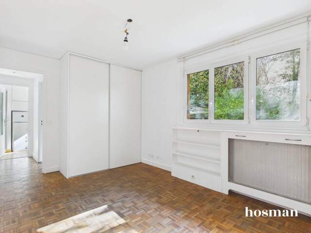 Studio 24m² Rue Saint-Fargeau, Paris - Cave et ascenseur en plein quartier vivant — photo du bien