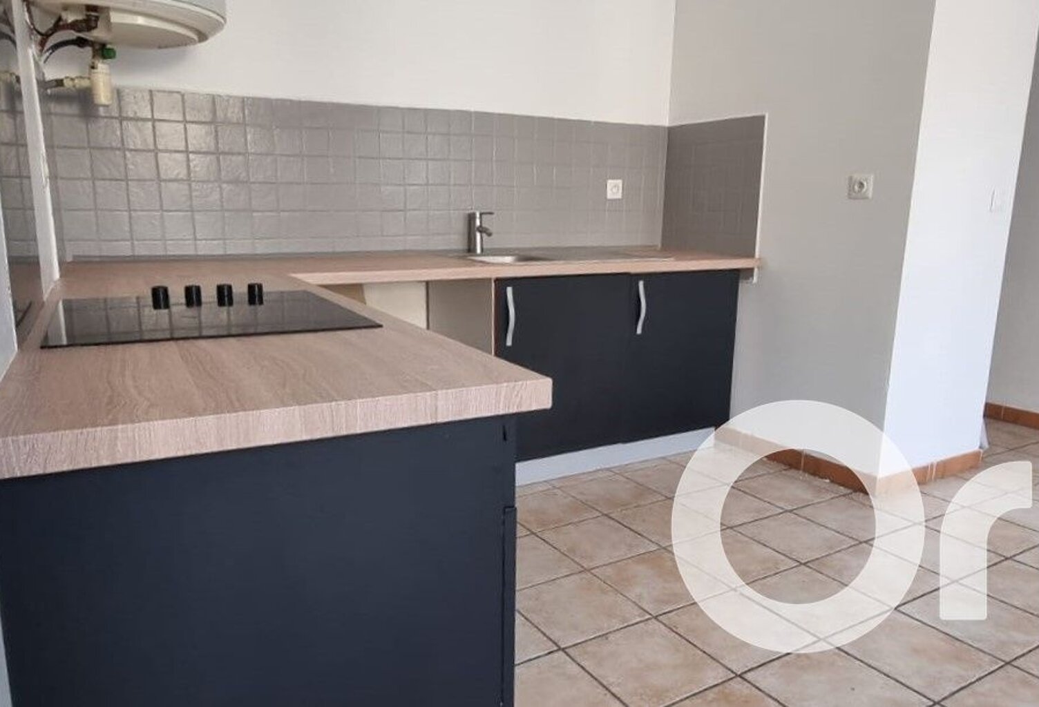 Appartement À Vendre — photo 1