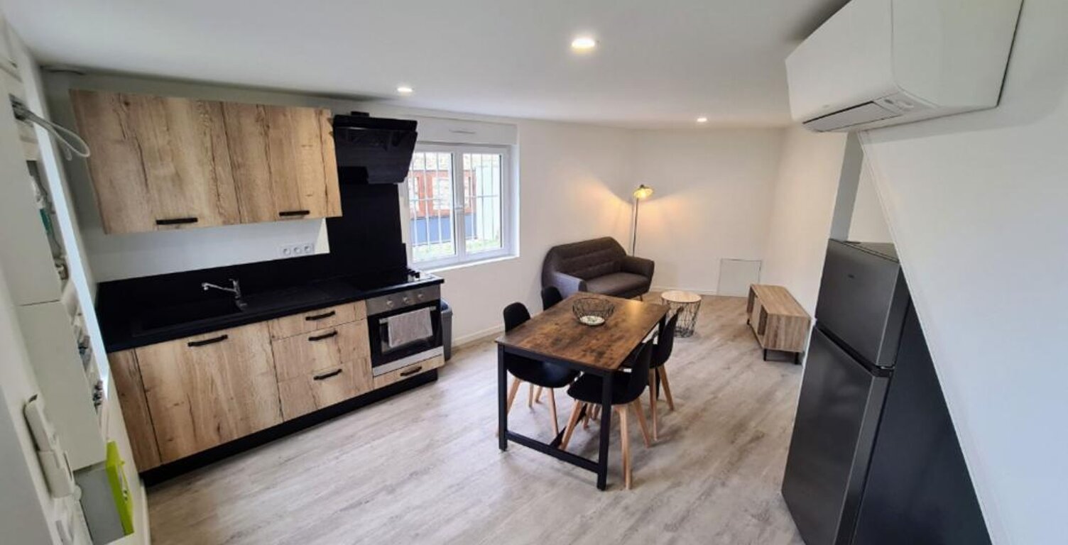 Appartement À Louer meublé à Chabanais — photo 1