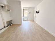 Appartement À Louer — photo 2