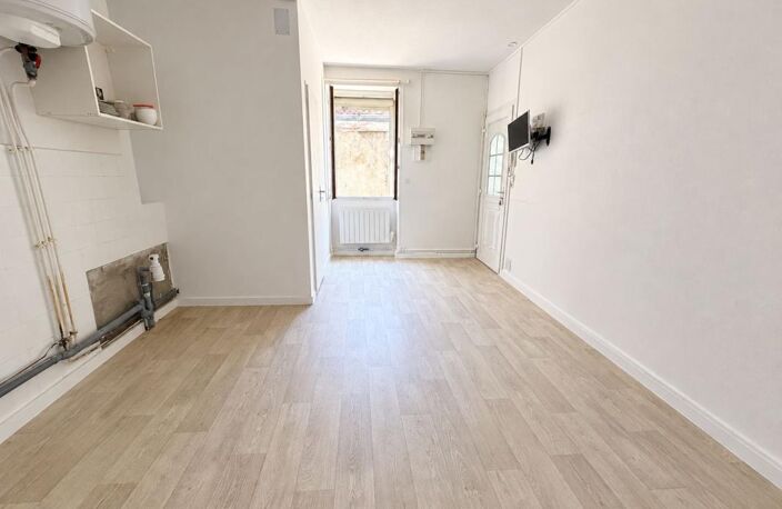 Appartement À Louer — photo 2