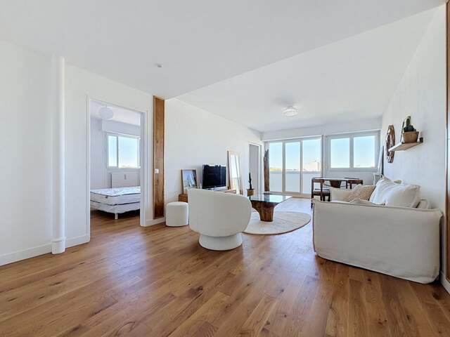 Appartement À Vendre — photo du bien