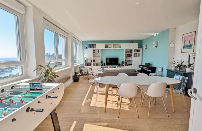 Vue magnifique sur tout Lyon 3 chambres — photo 4