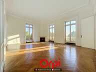Appartement bourgeois de 106 m² dans bâtisse de caractère | Quais de Saône (La Mulatière) — photo 4