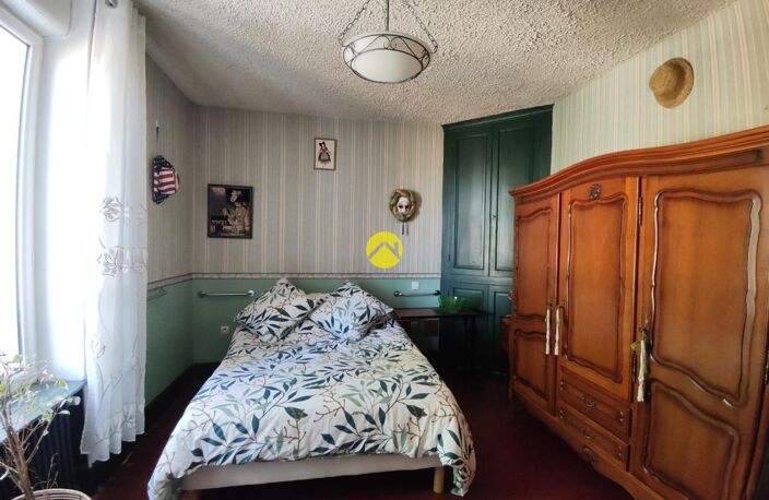 MAISON ANCIENNE AU BORD DU CANAL — photo 4