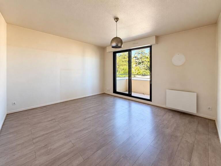 Appartement À Vendre — photo 1