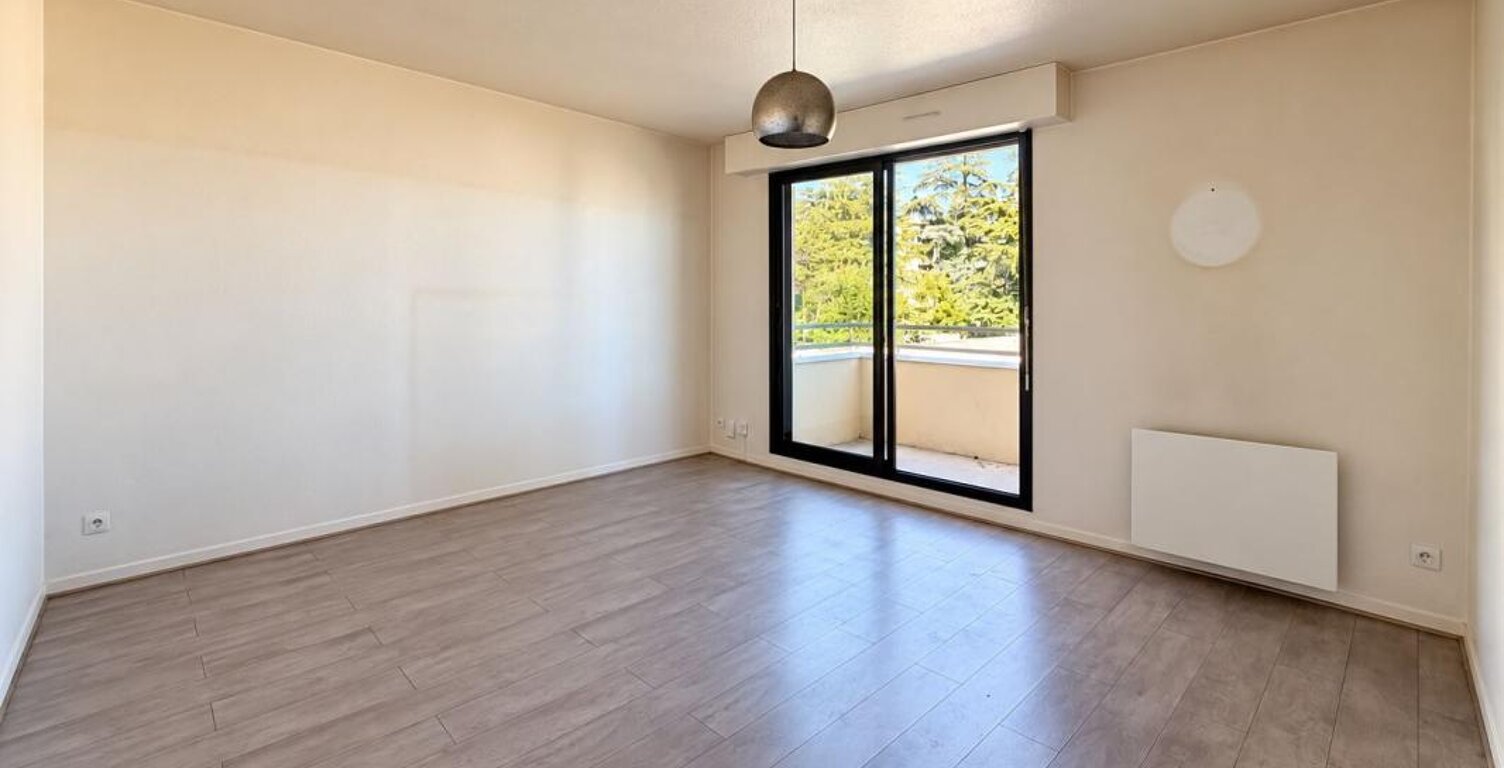 Appartement À Vendre — photo 1