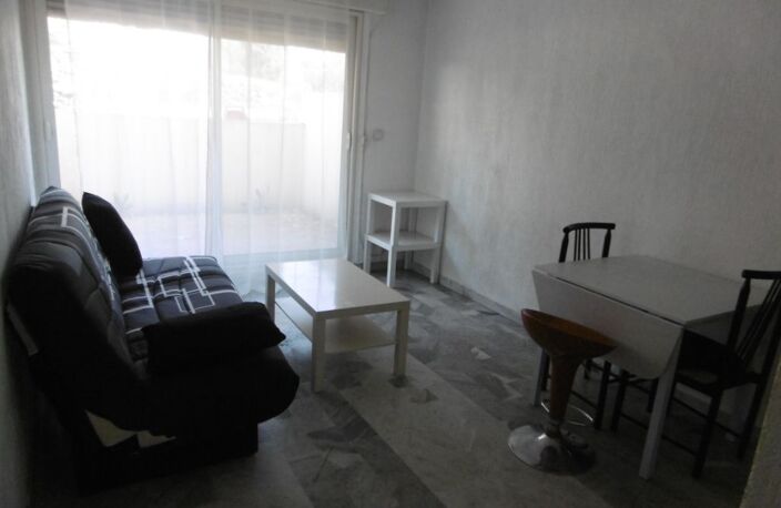 Studio À Vendre — photo 2