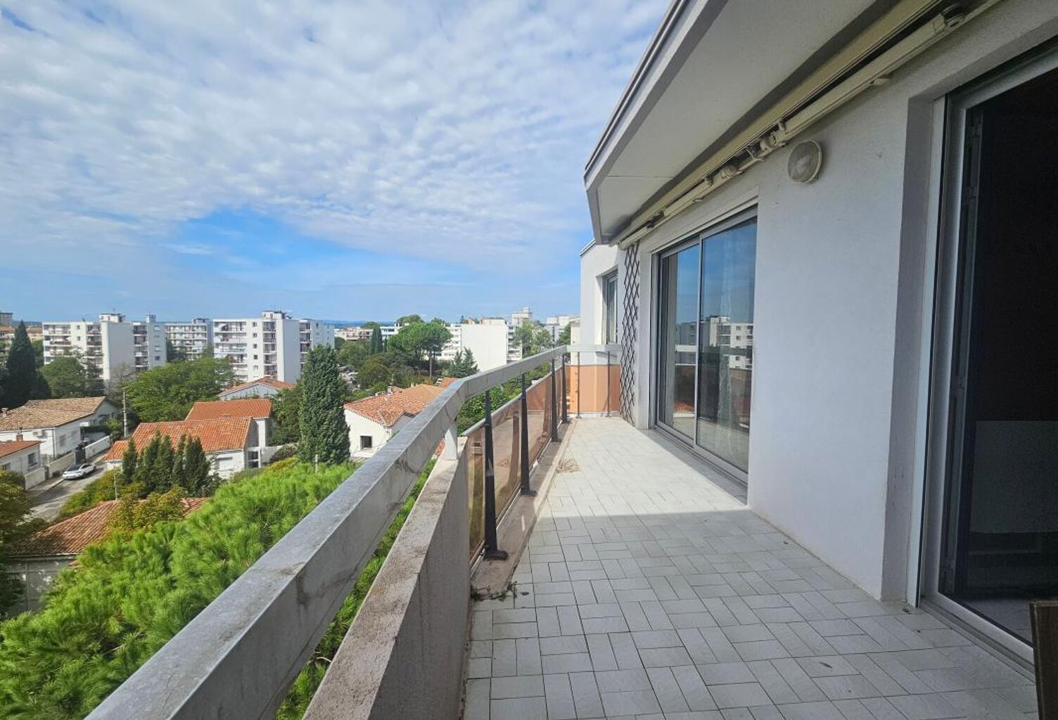 Montpellier (Alco) - T3 lumineux en dernier étage avec terrasse & vue dégagée — photo 1