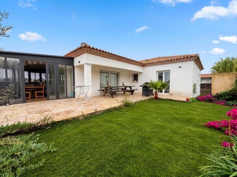 Villa contemporaire de 240m2 avec piscine à débordement — photo 1