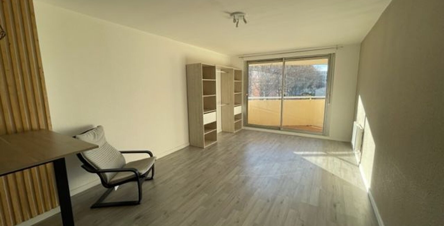 Appartement À Louer — photo 1