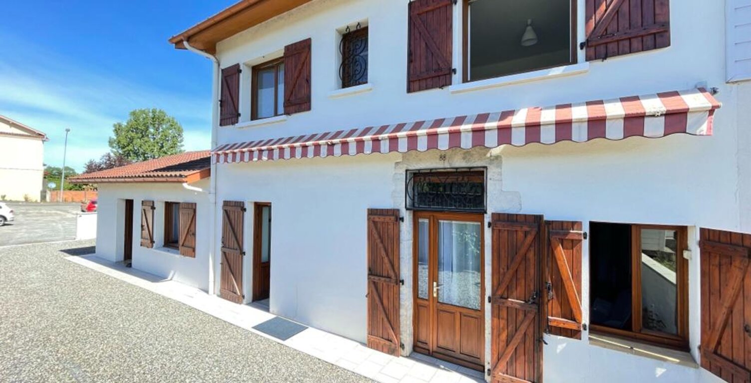 Maison À Louer — photo 1